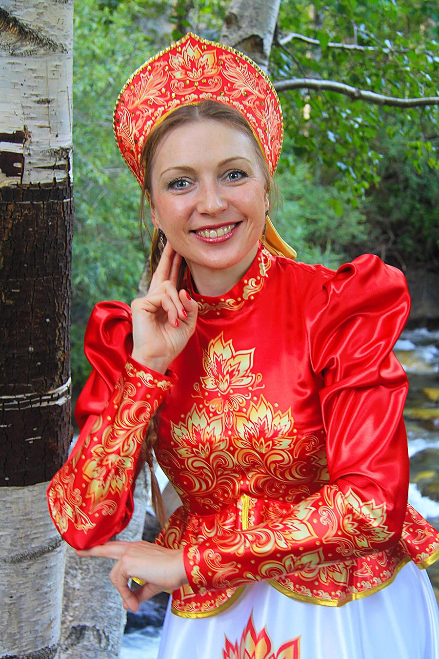 Women in Slavic costumes in Ciudad Juarez