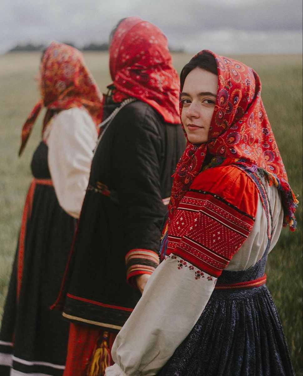 Women in Slavic costumes in Ciudad Juarez