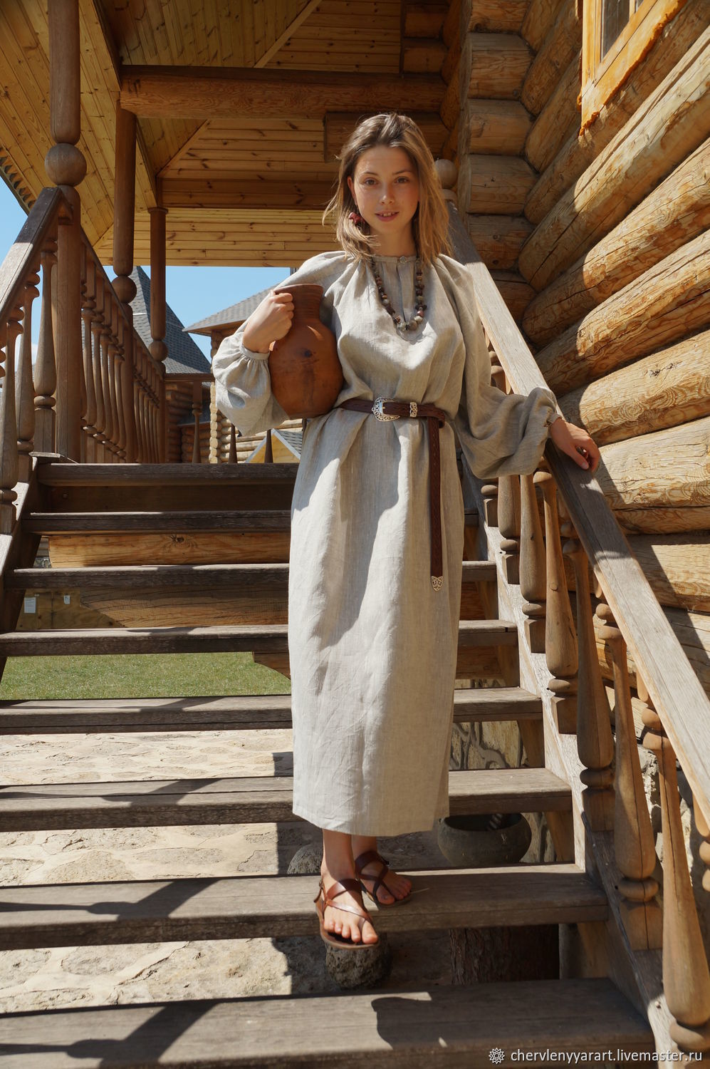 Girls in Slavic costumes in Ciudad Juarez